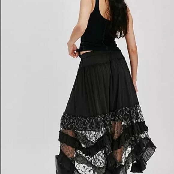 Free People Ashlyn Maxi Skirt Mid-Rise Tiered Ruffle Embroidered New XL - Picture 2 of 6